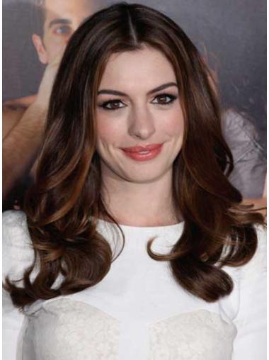 Parrucche Anne Hathaway Castano Dorato 22" favoloso Mossa